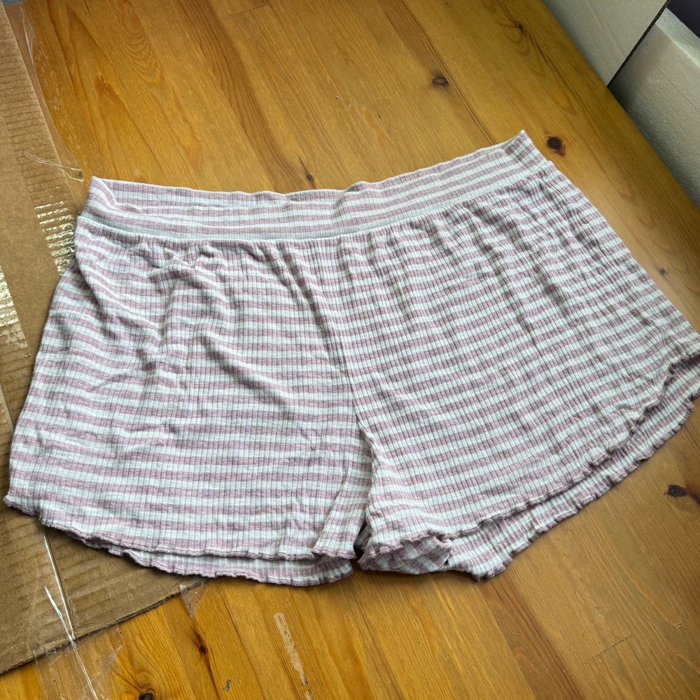 Aerie striped comfortable shorts size large